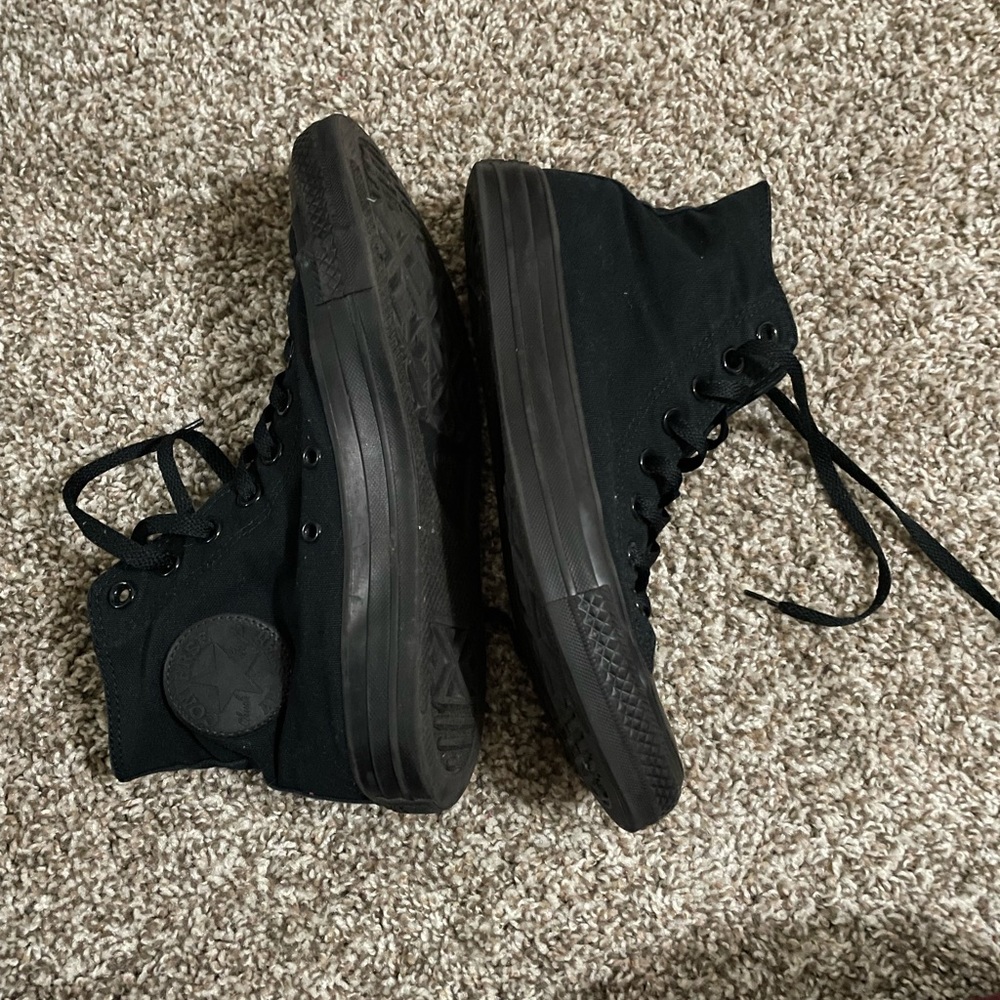 Black Converse